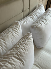 Load image into Gallery viewer, Double Piping Luxury Hotel Pillow Set of 4