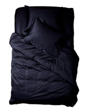 Load image into Gallery viewer, BLACK | 4-Piece Set (Duvet Cover, Fitted Sheet, 2 Pillowcases) 600 TC